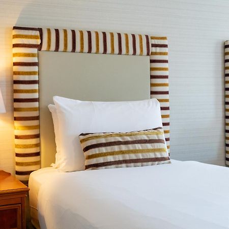 Bracken Court Hotel Balbriggan Exteriör bild