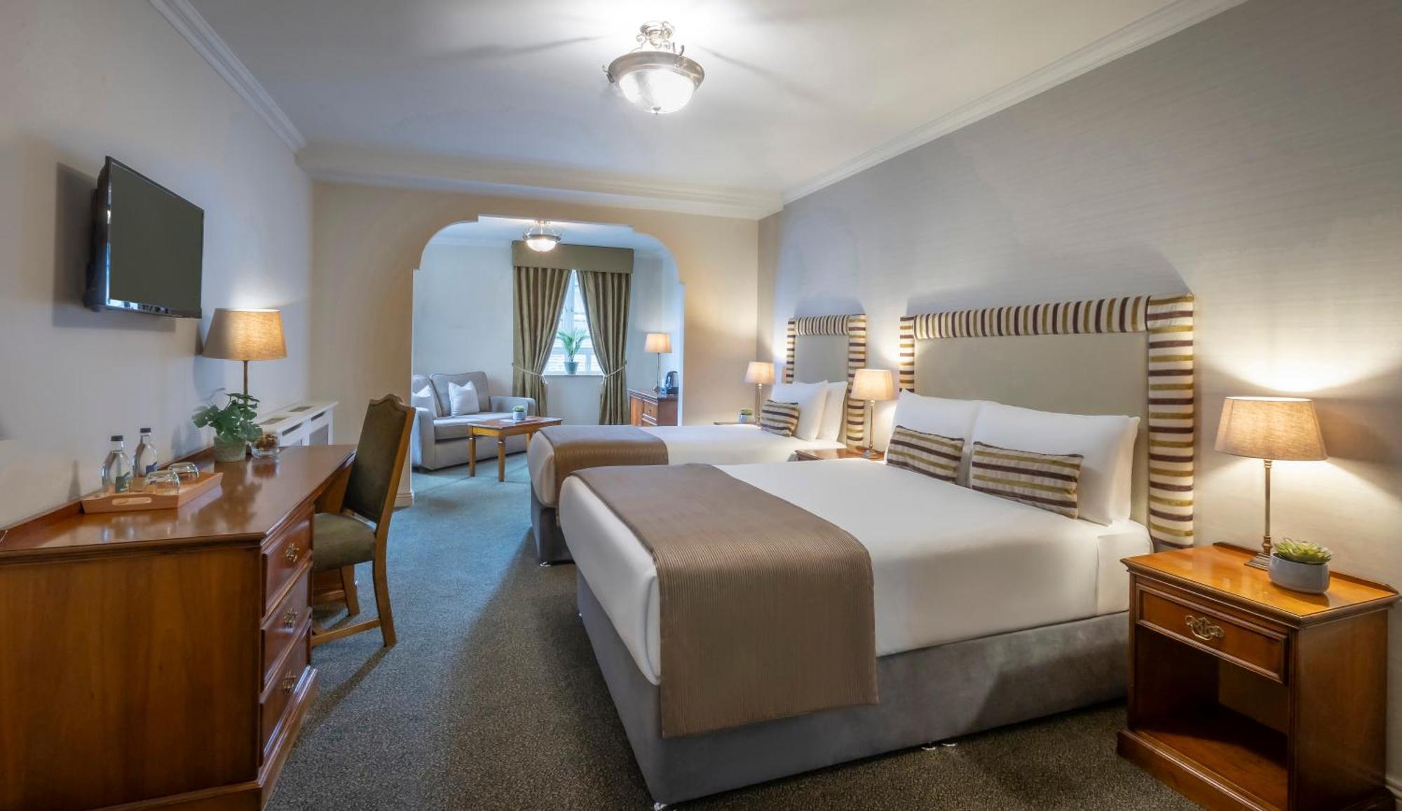 Bracken Court Hotel Balbriggan Exteriör bild